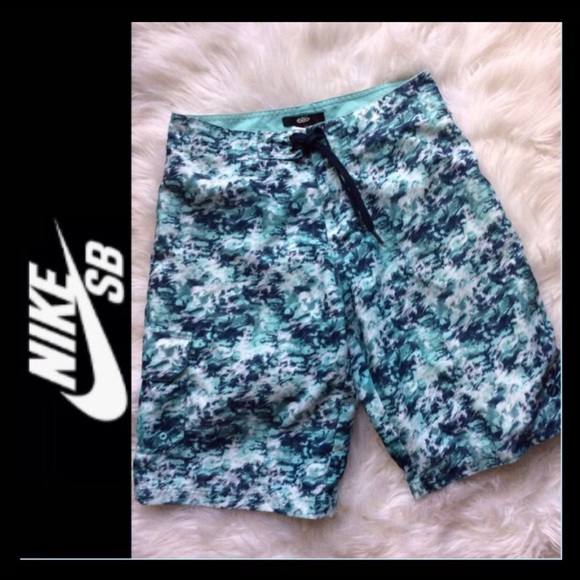 nike sb board shorts